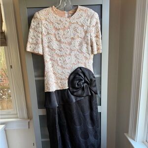 Carolina Herrera Cream Lace and Black Satin Dress